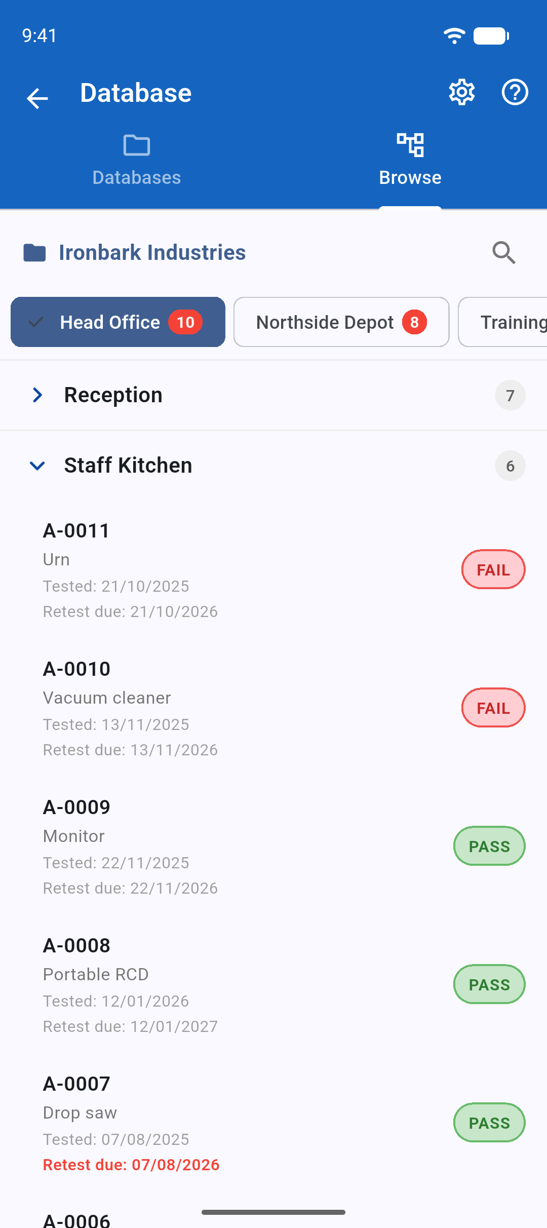 Database, browsing a client's sites and locations, with a list of appliances and their PASS or FAIL badges.